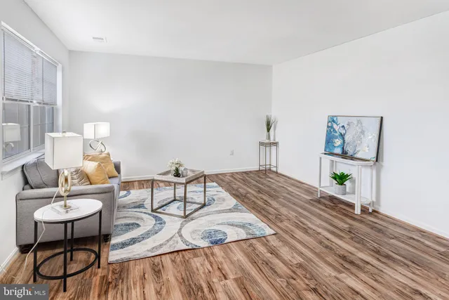 $349,999 | 1856 Fort Pulaski Court, Dumfries, VA 22026