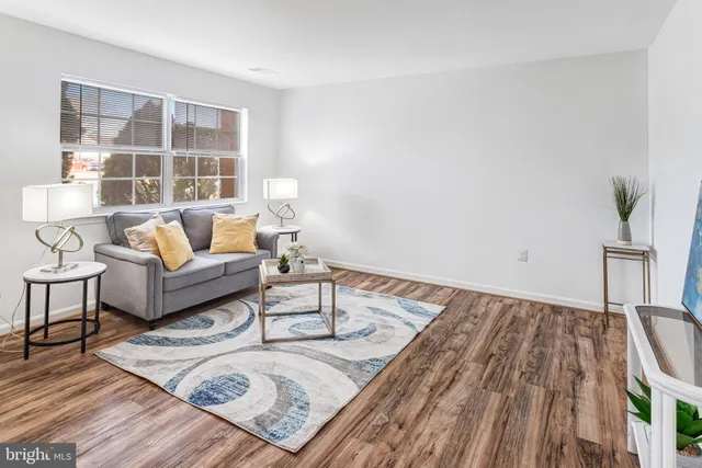 $349,999 | 1856 Fort Pulaski Court, Dumfries, VA 22026