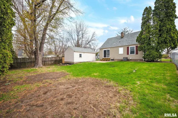 $175,000 | 4817 North Edgebrook Drive, Peoria, IL 61614