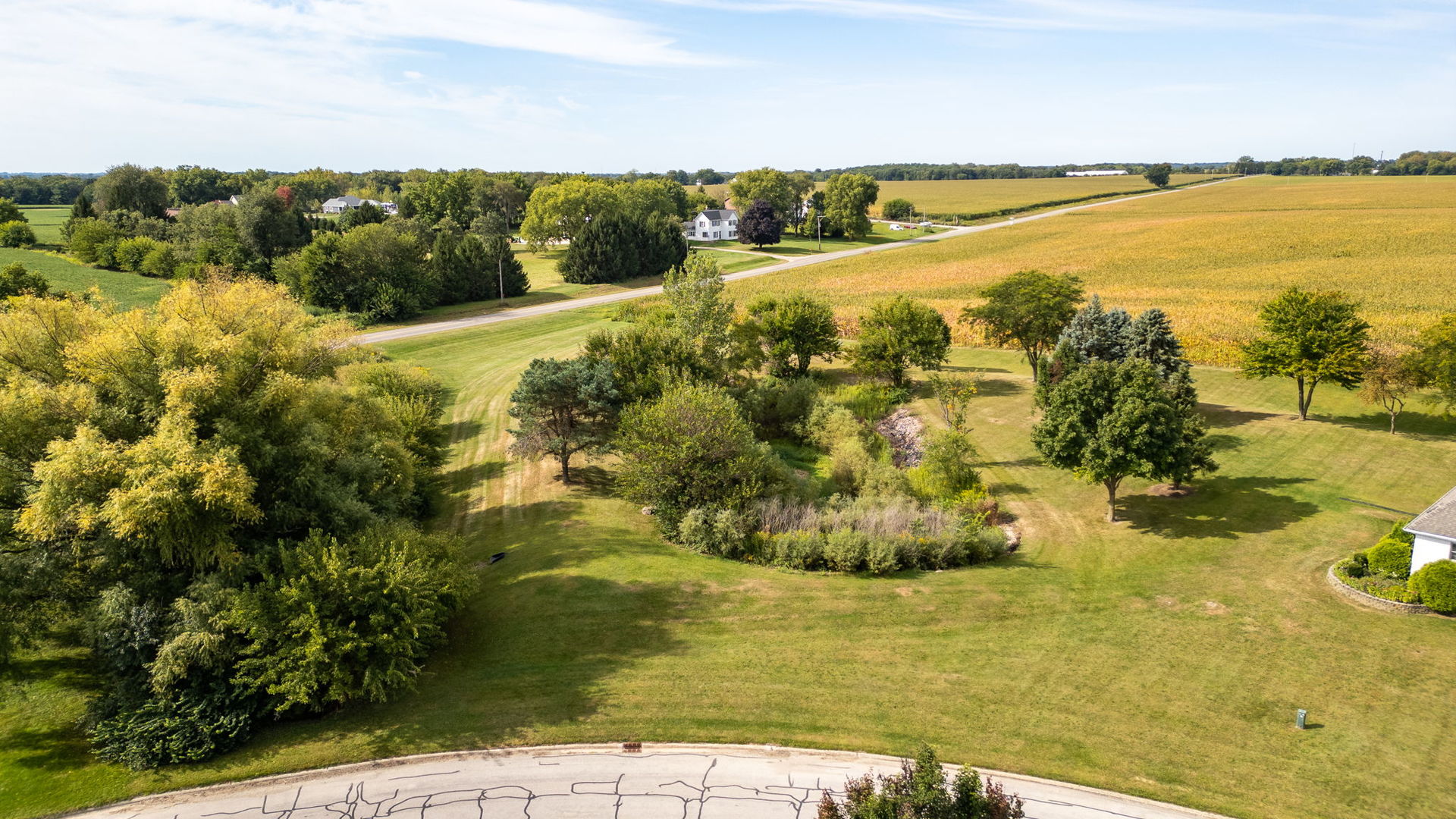 2853 North 4360th Road Sheridan, IL 60551 - Photo 3 of 9 a view of an ocean view