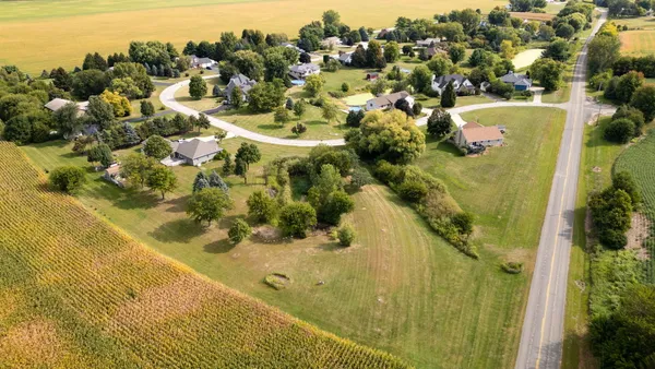a view of a yard