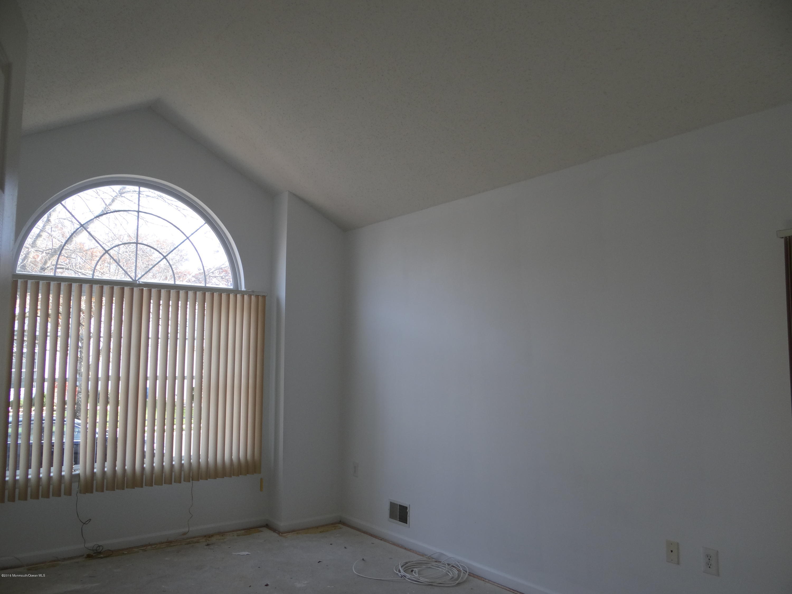 44 Merion Lane Jackson, NJ 08527 - Photo 17 of 19 Second Bedroom