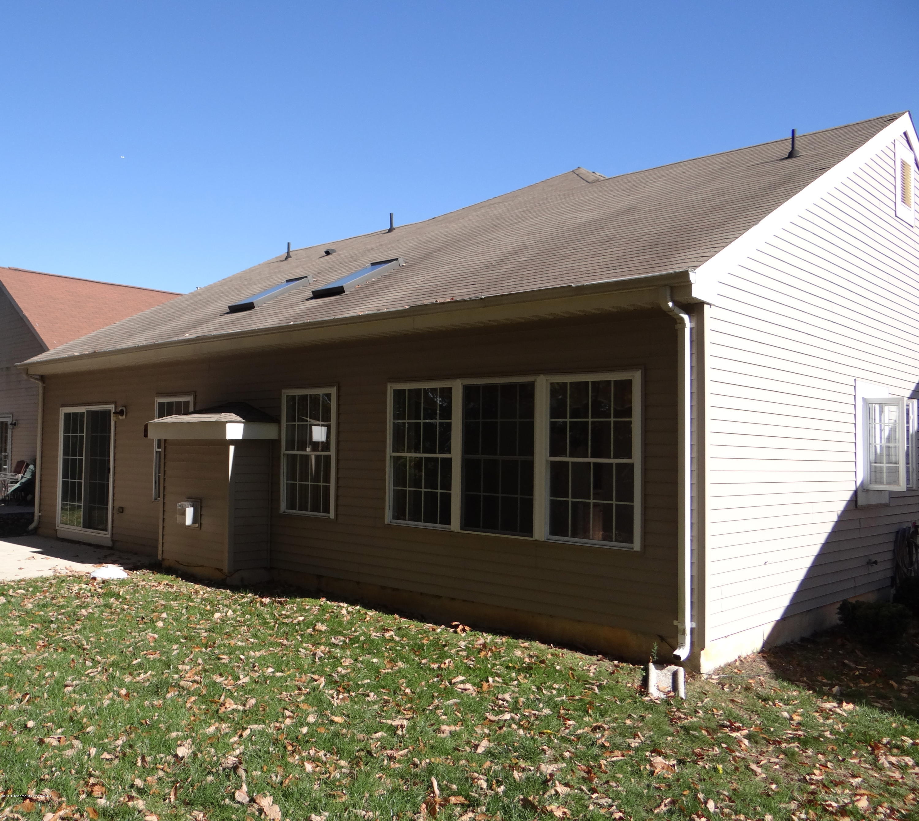 44 Merion Lane Jackson, NJ 08527 - Photo 3 of 19 DSC01104