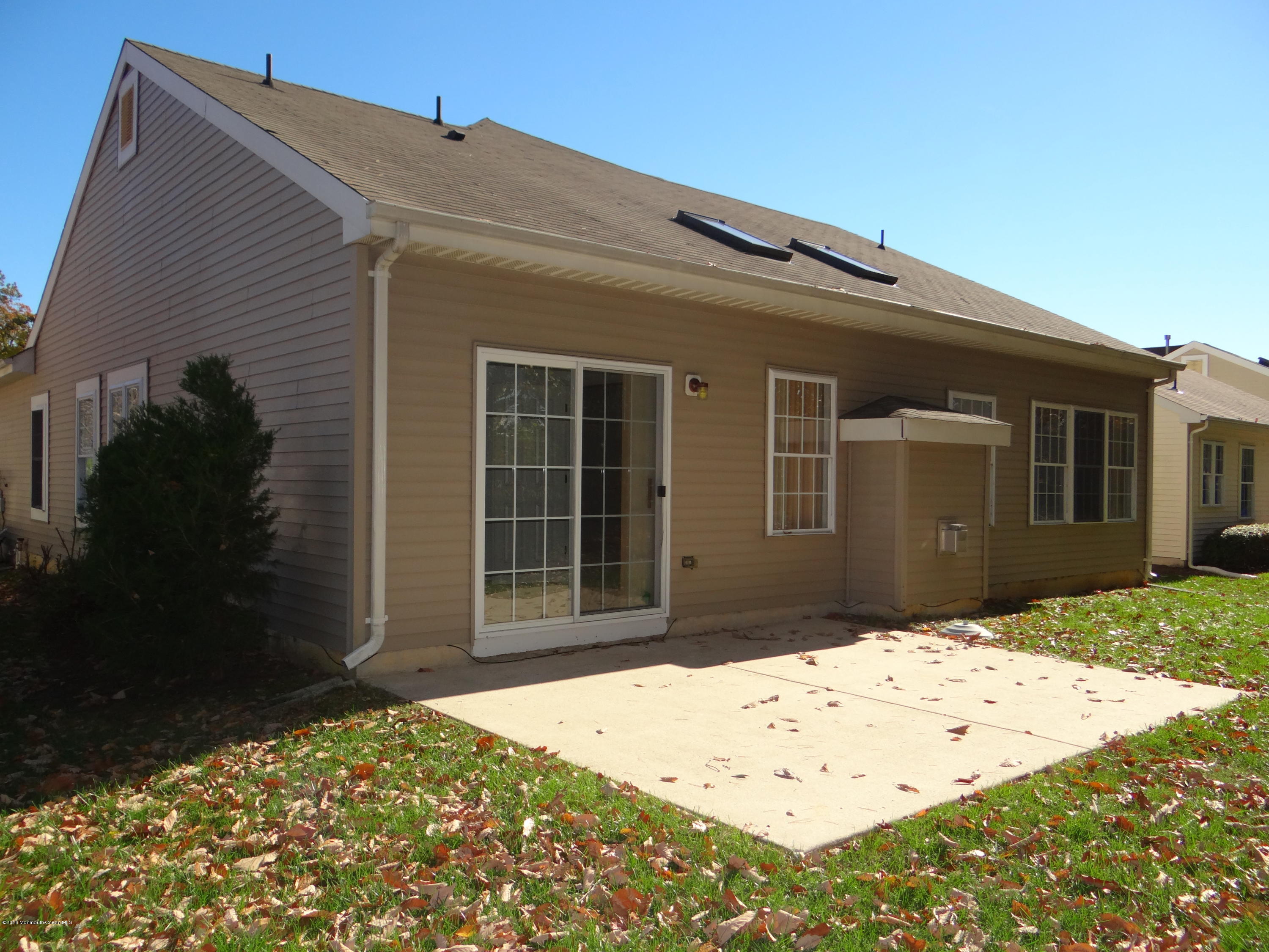 44 Merion Lane Jackson, NJ 08527 - Photo 4 of 19 DSC01106