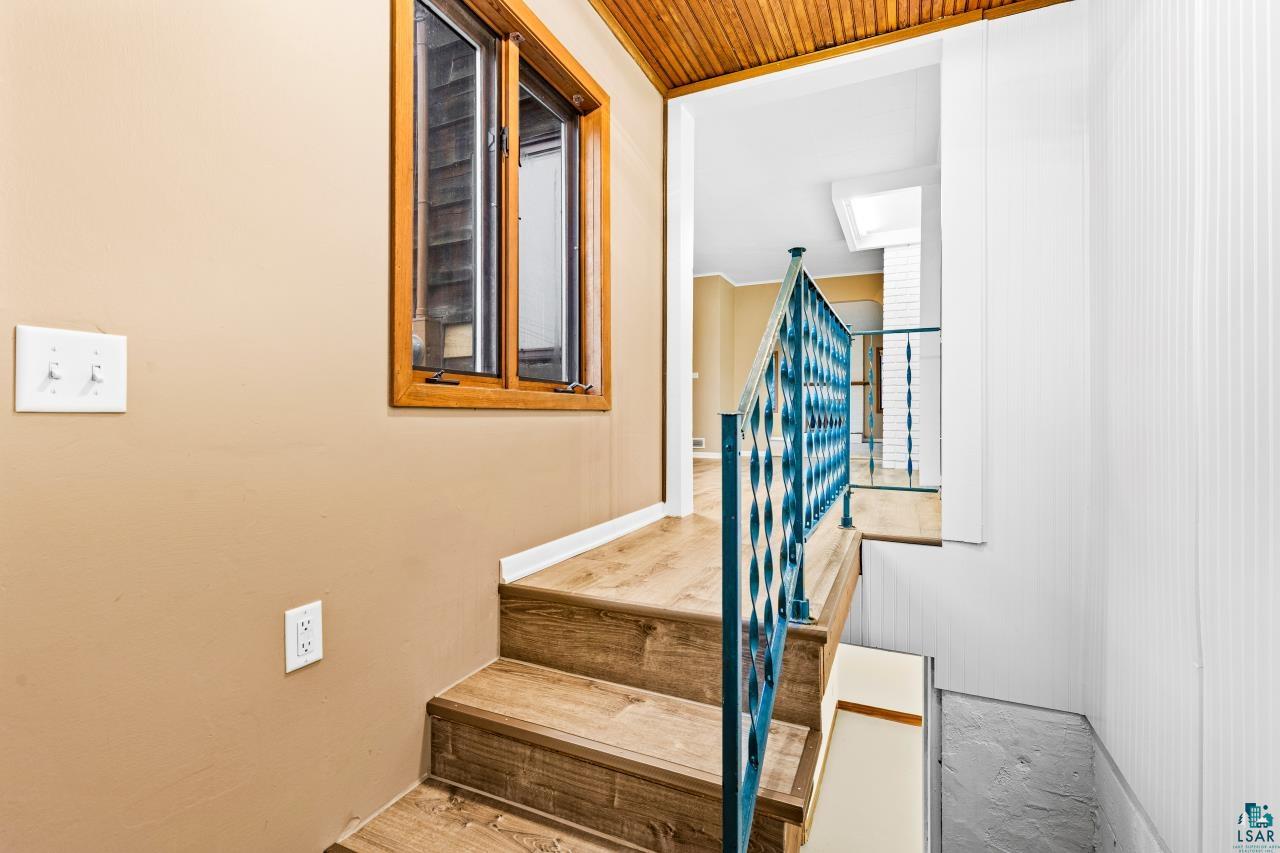 4993 Maple Grove Road Hermantown, MN 55811 - Photo 3 of 41 Gallery Image 3
