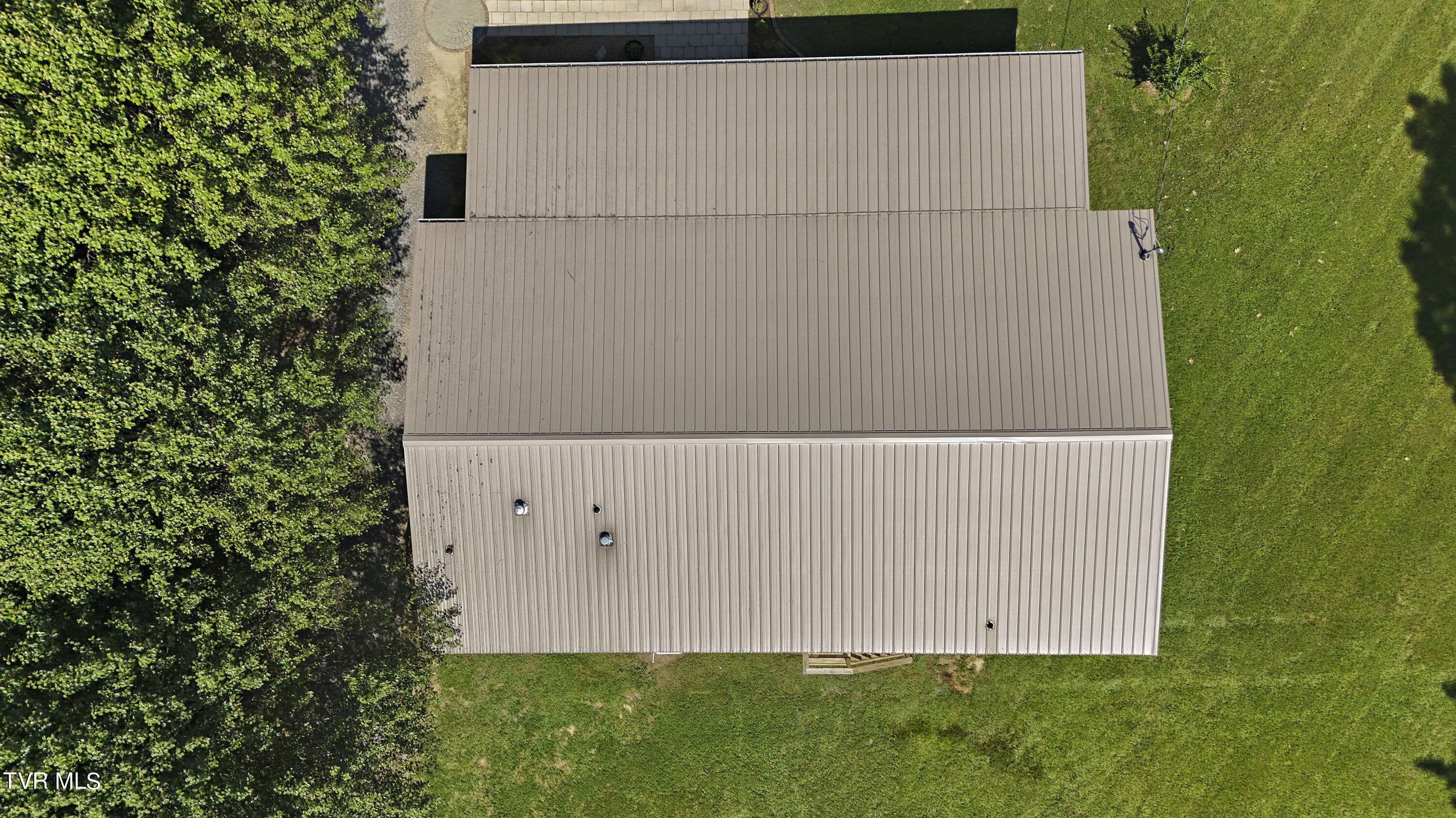249 Shipley Road Church Hill, TN 37642 - Photo 36 of 44 DJI_20240825115454_0914_D_1