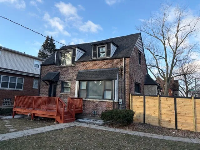 $875,000 | 9001 South Claremont Avenue, Chicago, IL 60643