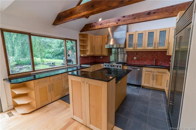 $9,850 | 17 Ferry Lane, Westport, CT 06880