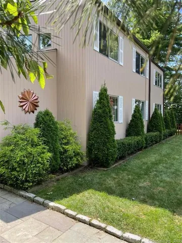 $9,850 | 17 Ferry Lane, Westport, CT 06880