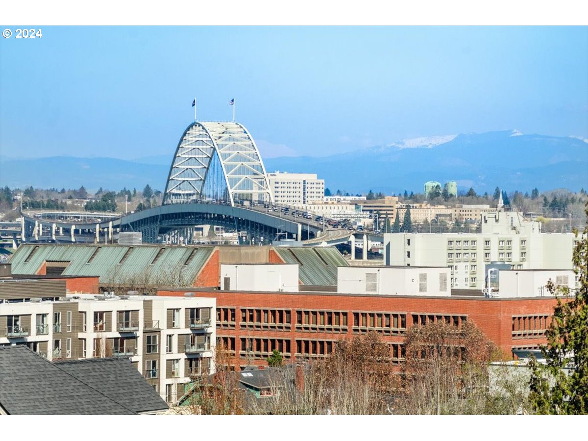 2454 Northwest Westover Road, Unit 5205 Portland, OR 97210 - Photo 29 of 33