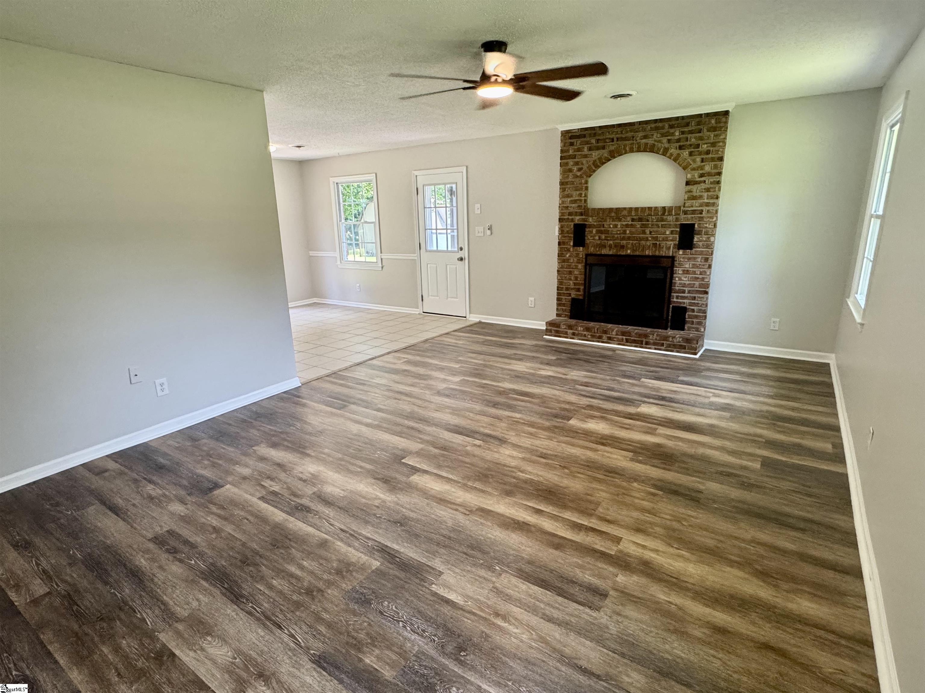 228 Green Ridge Drive Moore, SC 29369 - Photo 4 of 42