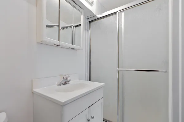 $180,000 | 16 East Old Willow Road, Unit 202S, Prospect Heights, IL 60070
