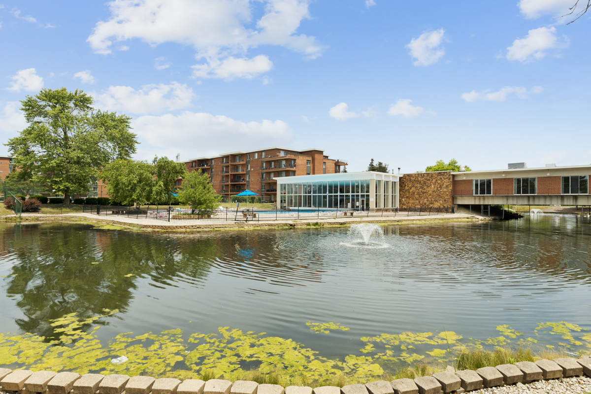 16 East Old Willow Road, Unit 202S Prospect Heights, IL 60070 - Photo 6 of 25 a view of a lake with houses