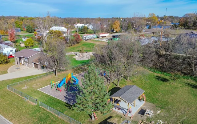 $397,000 | 206 Pine Street Southwest, New London, MN 56273