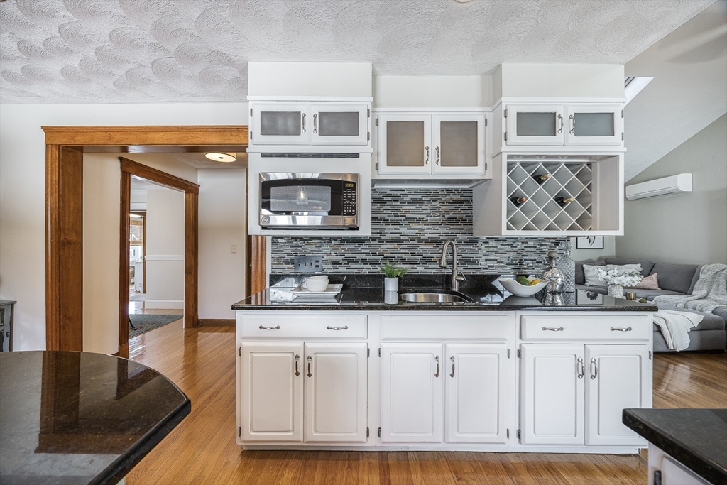 89 Grand Street Reading, MA 01867 - Photo 35 of 42