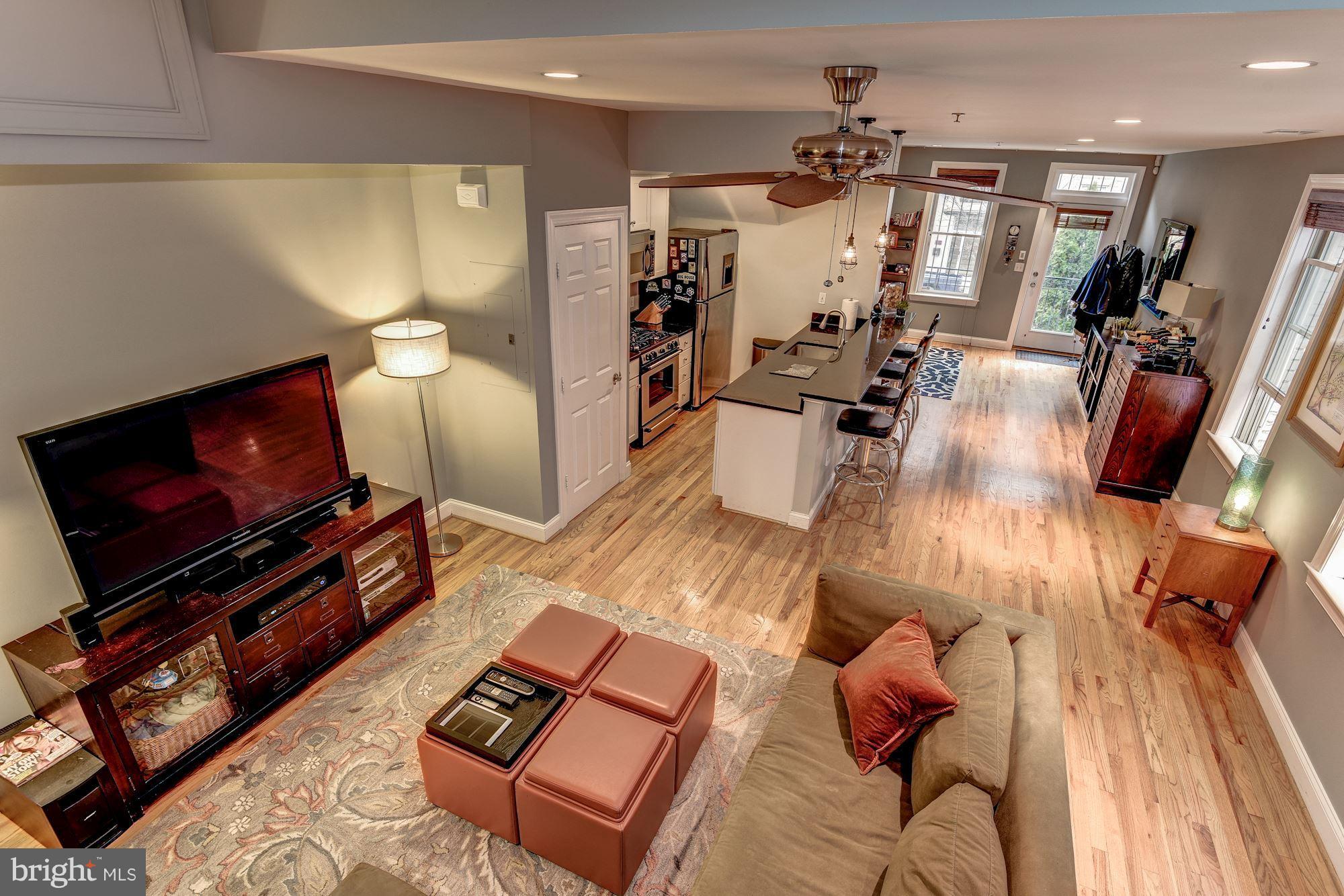 2432 Ontario Road Northwest, Unit 2 Washington, DC 20009 - Photo 4 of 30 Interior (General)