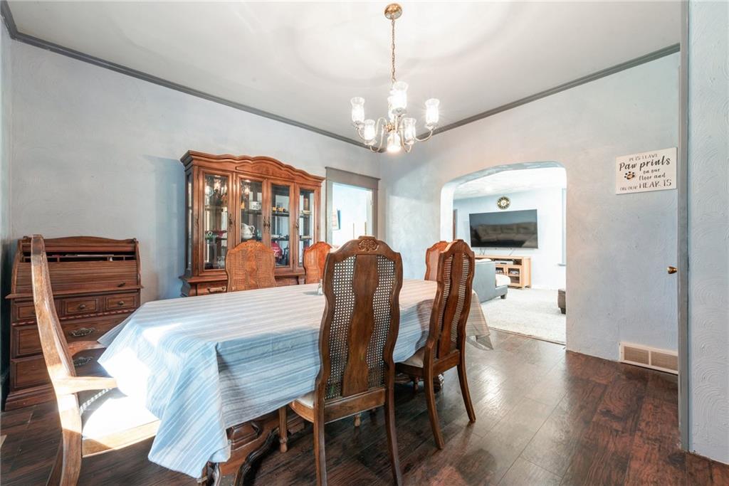 560 Harding Street Irwin, PA 15642 - Photo 8 of 37 Gallery Image 8