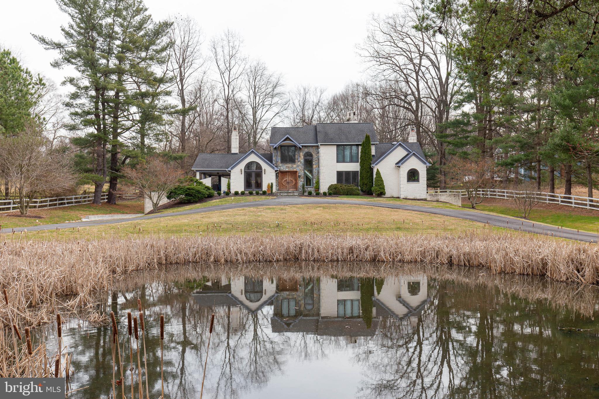2511 Hunter Mill Road Oakton, VA 22124 - Photo 1 of 56