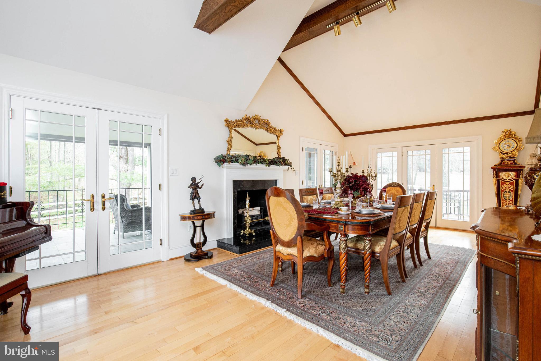 2511 Hunter Mill Road Oakton, VA 22124 - Photo 17 of 56