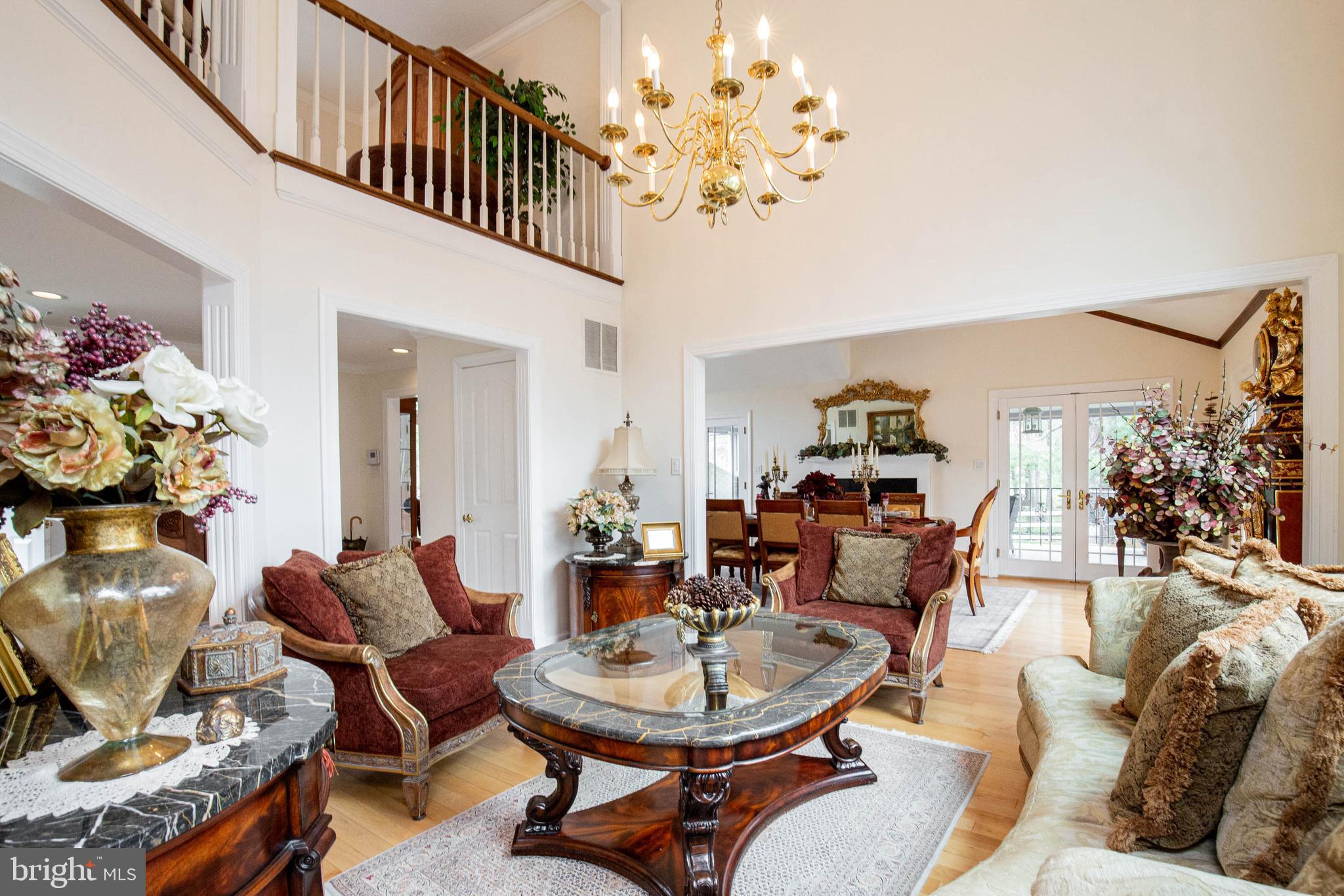 2511 Hunter Mill Road Oakton, VA 22124 - Photo 4 of 56