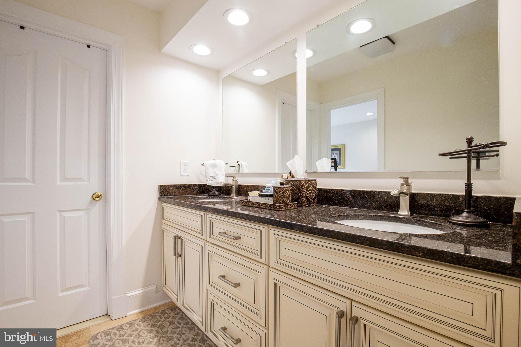2511 Hunter Mill Road Oakton, VA 22124 - Photo 31 of 56