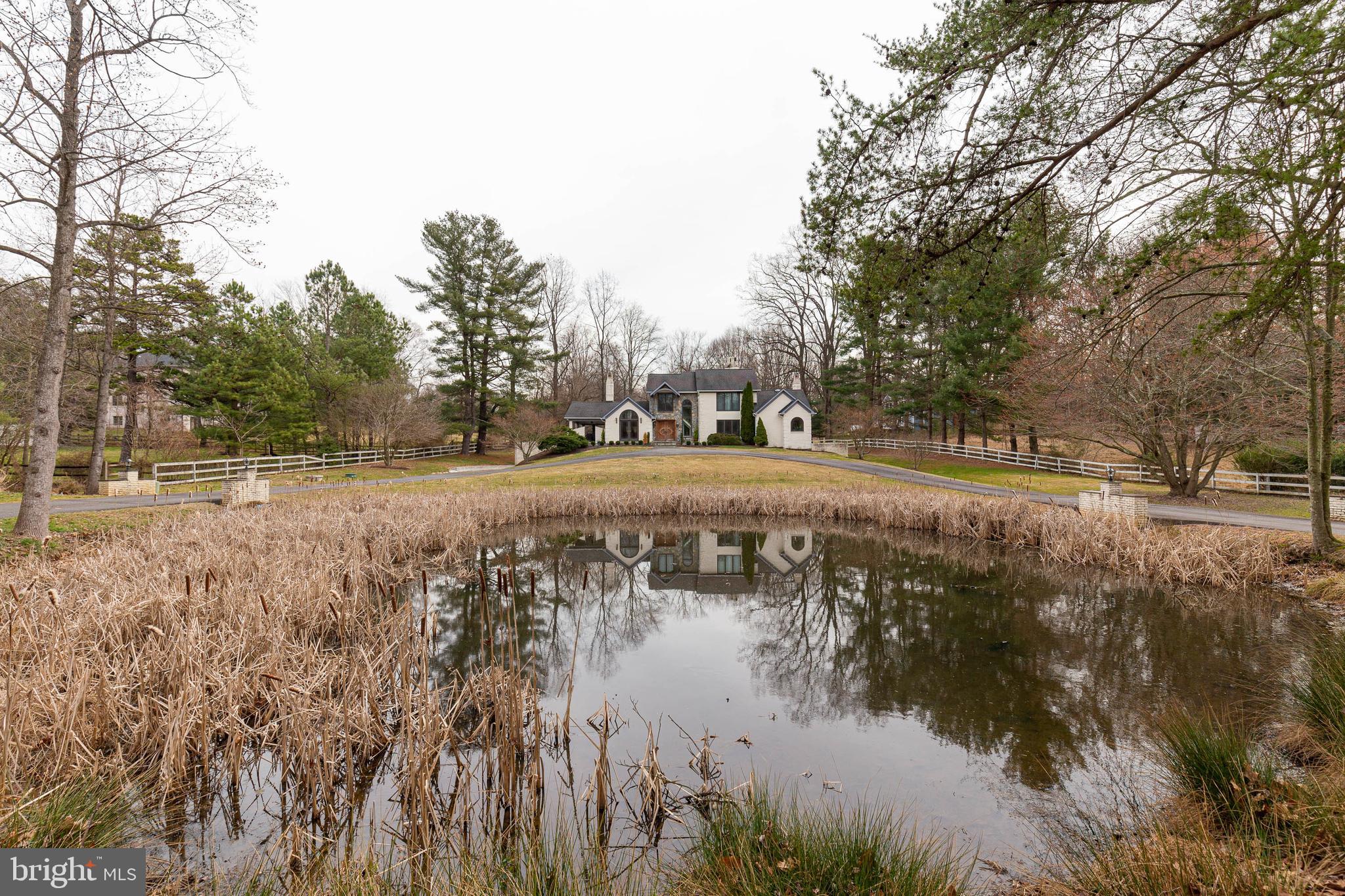 2511 Hunter Mill Road Oakton, VA 22124 - Photo 8 of 56