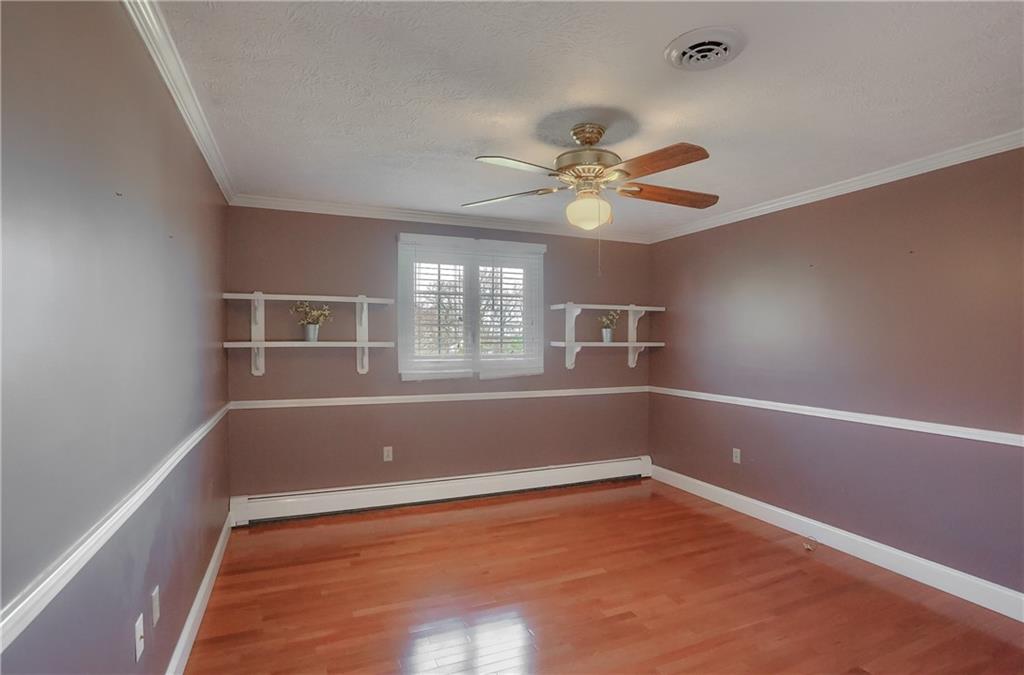 265 Shafer Road Moon Township, PA 15108 - Photo 29 of 50 wooden floor in an empty room with a window