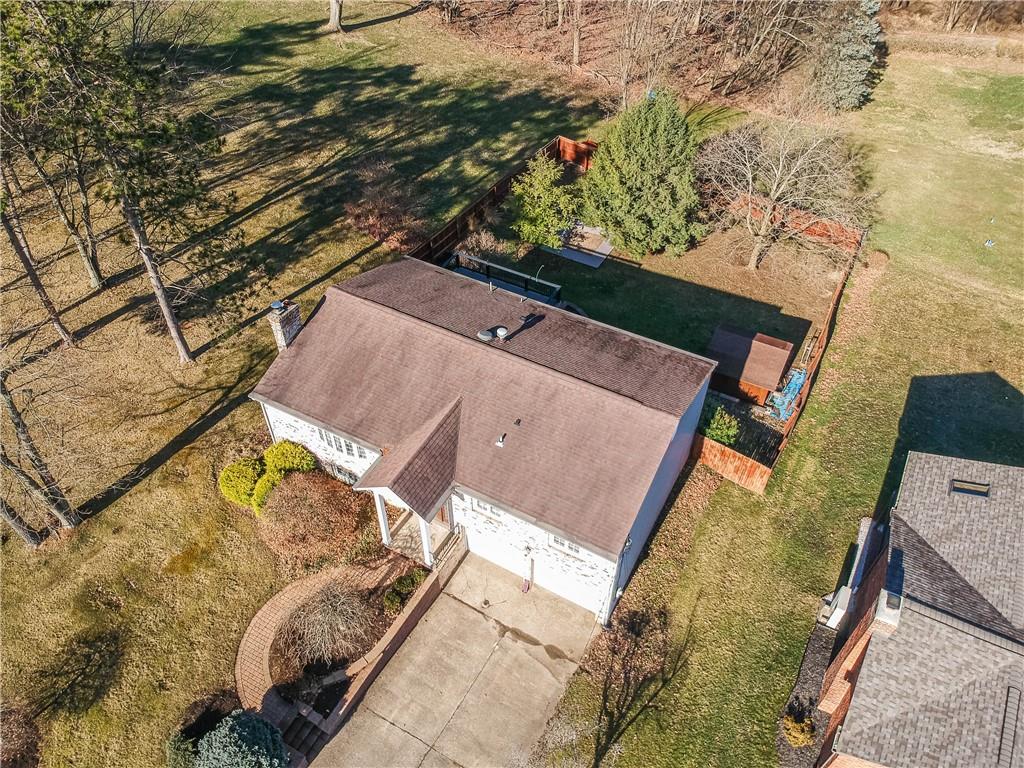 265 Shafer Road Moon Township, PA 15108 - Photo 49 of 50 an aerial view of a house with a yard
