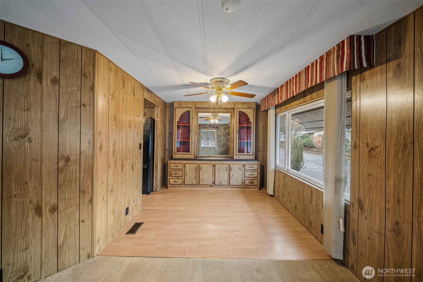 930 Trosper Road Southwest, Unit 43 Tumwater, WA 98512 - Photo 7 of 26 a view of an entryway