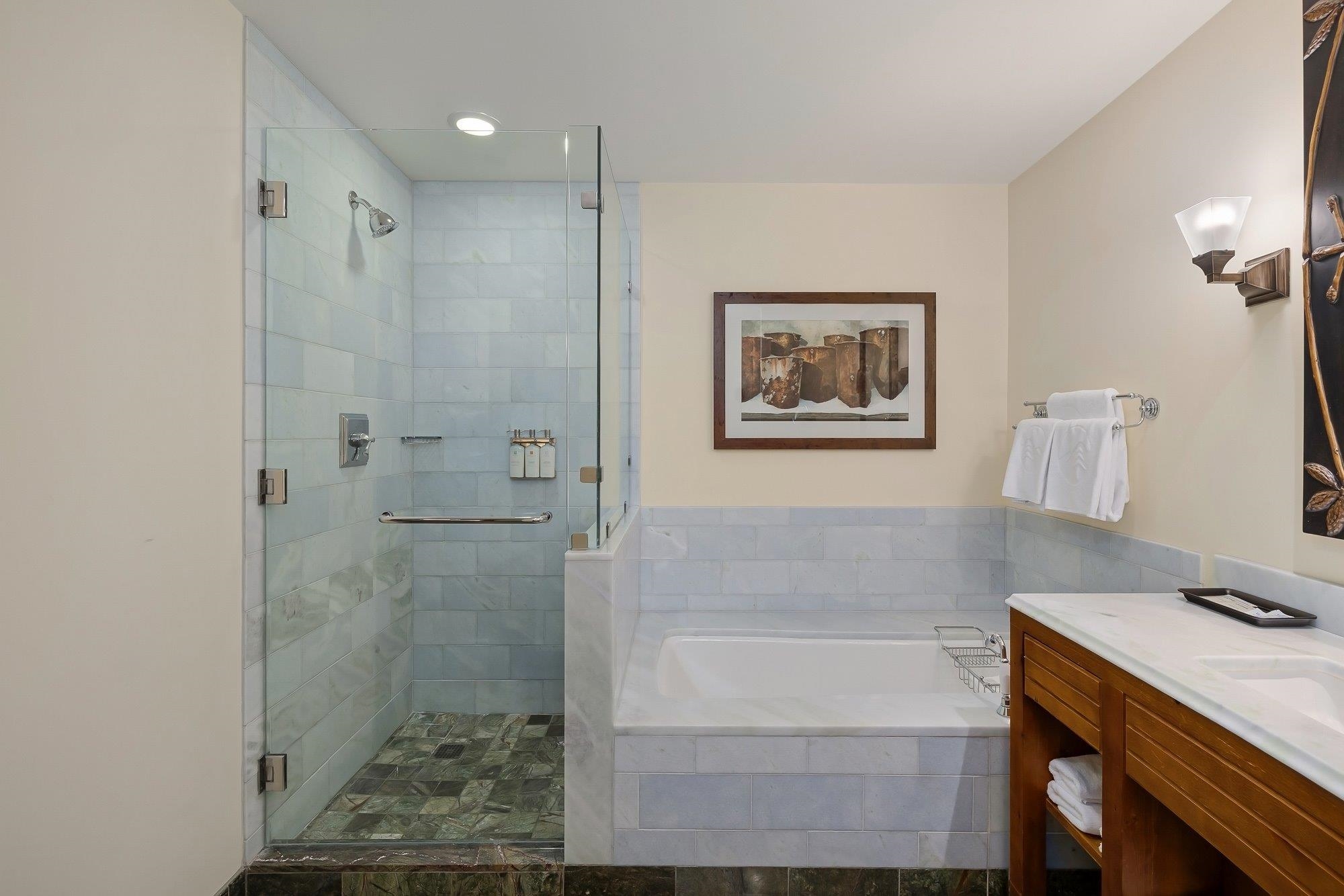 7412 Mountain Road, Unit 407/507 440 Stowe, VT 05672 - Photo 14 of 34