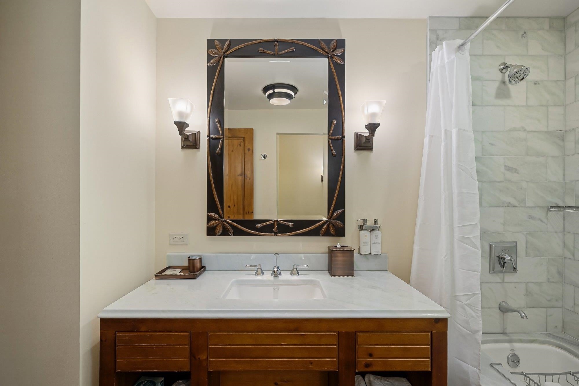 7412 Mountain Road, Unit 407/507 440 Stowe, VT 05672 - Photo 19 of 34