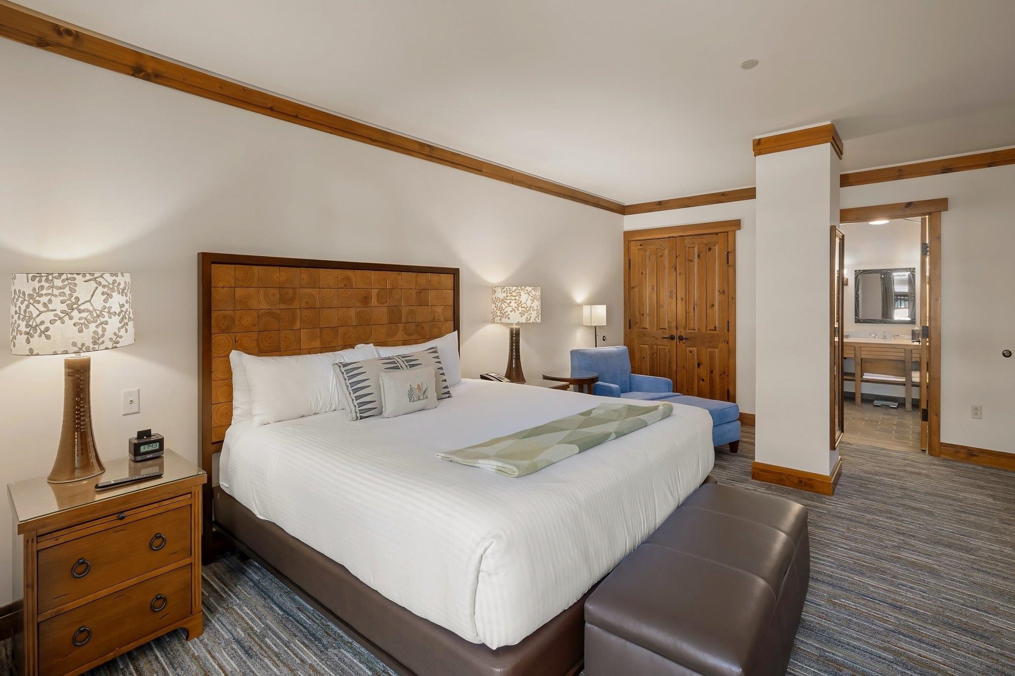 7412 Mountain Road, Unit 407/507 440 Stowe, VT 05672 - Photo 23 of 34