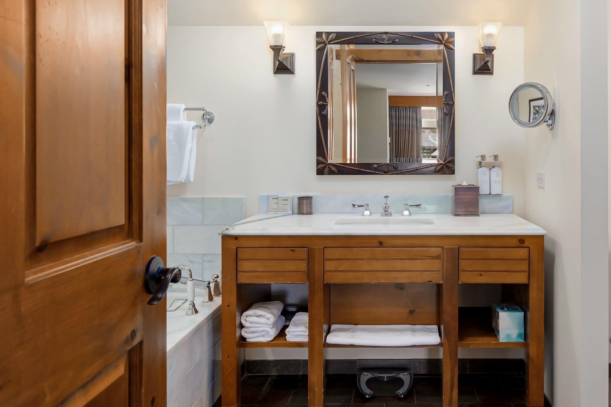 7412 Mountain Road, Unit 407/507 440 Stowe, VT 05672 - Photo 30 of 34