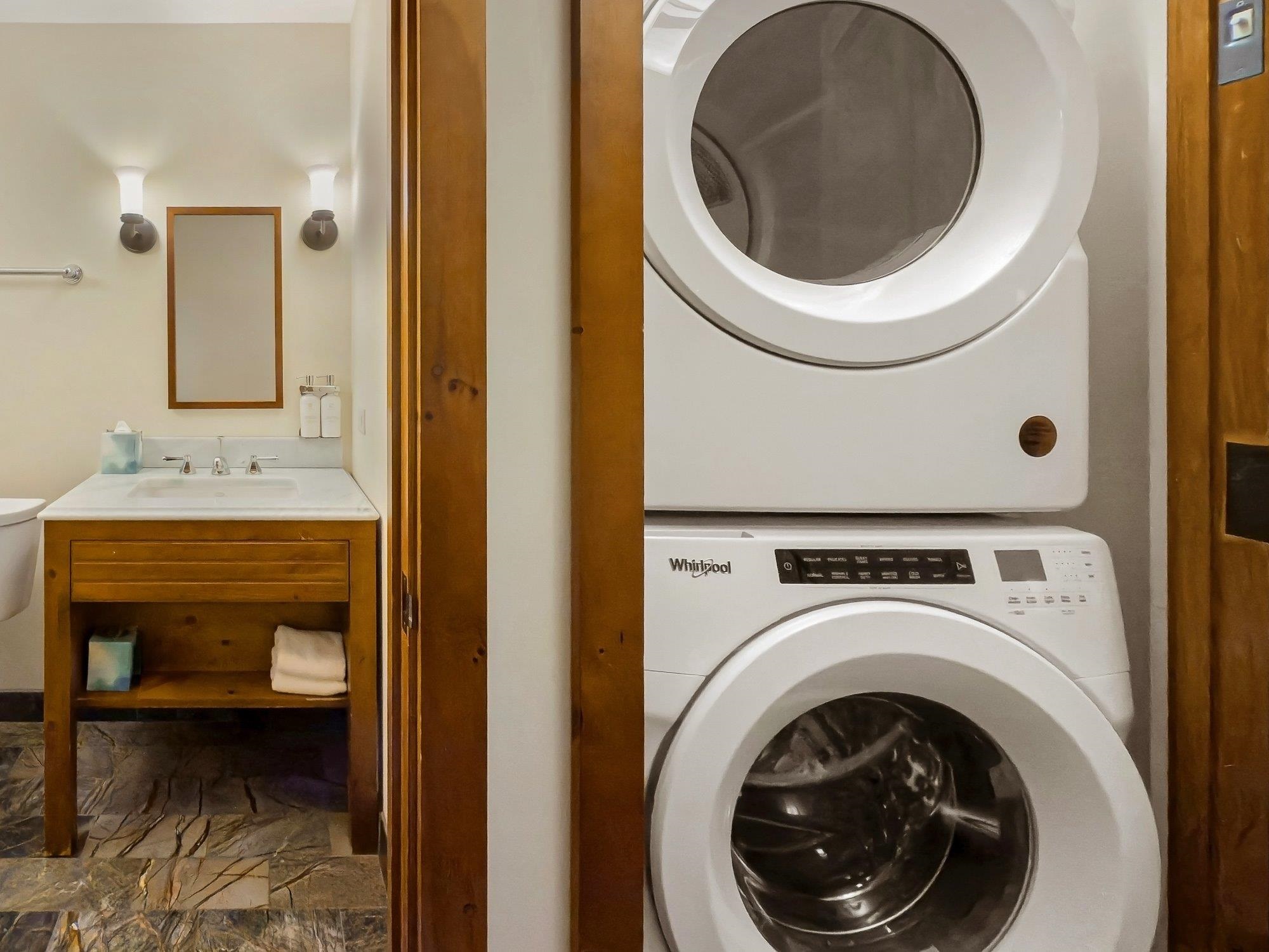 7412 Mountain Road, Unit 407/507 440 Stowe, VT 05672 - Photo 31 of 34