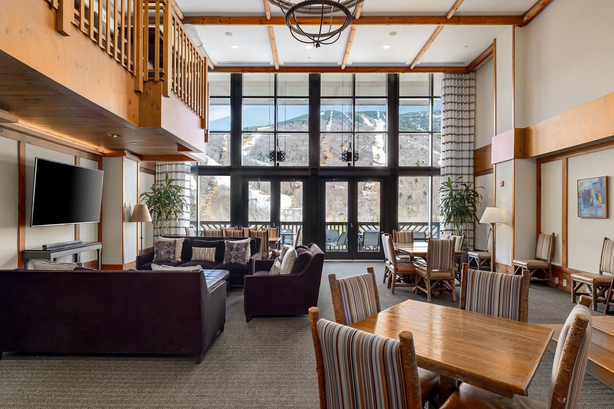 7412 Mountain Road, Unit 407/507 440 Stowe, VT 05672 - Photo 32 of 34