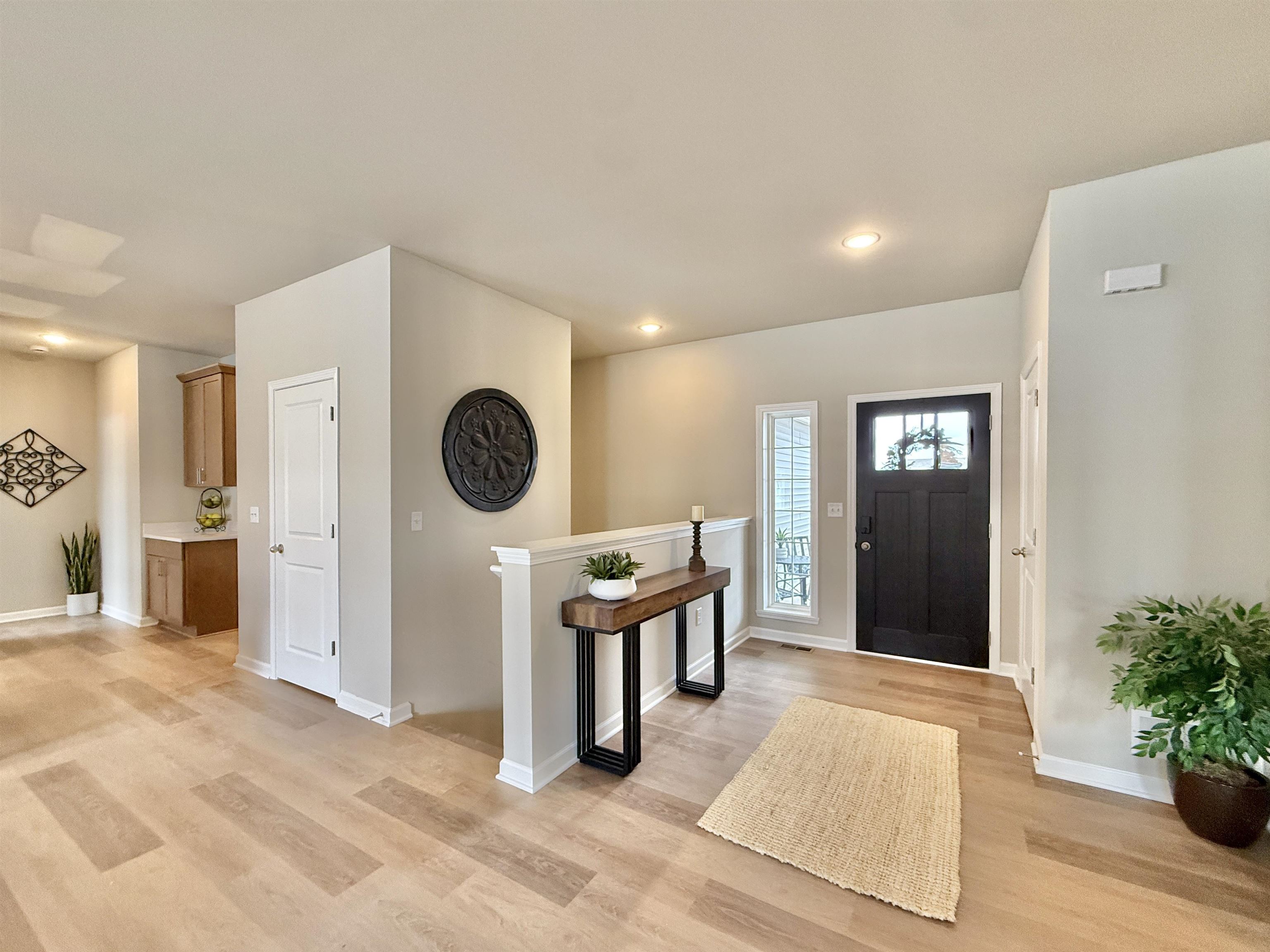 1009 Journey Hills Road Milton, WI 53563 - Photo 4 of 19
