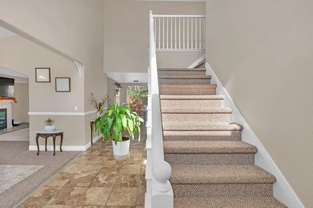 a view of entryway and hall