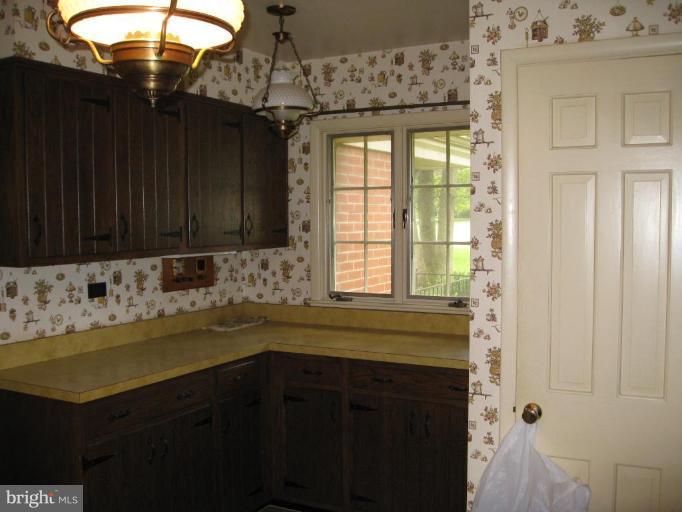 212 Charmuth Road Lutherville-Timonium, MD 21093 - Photo 5 of 14 Kitchen #2