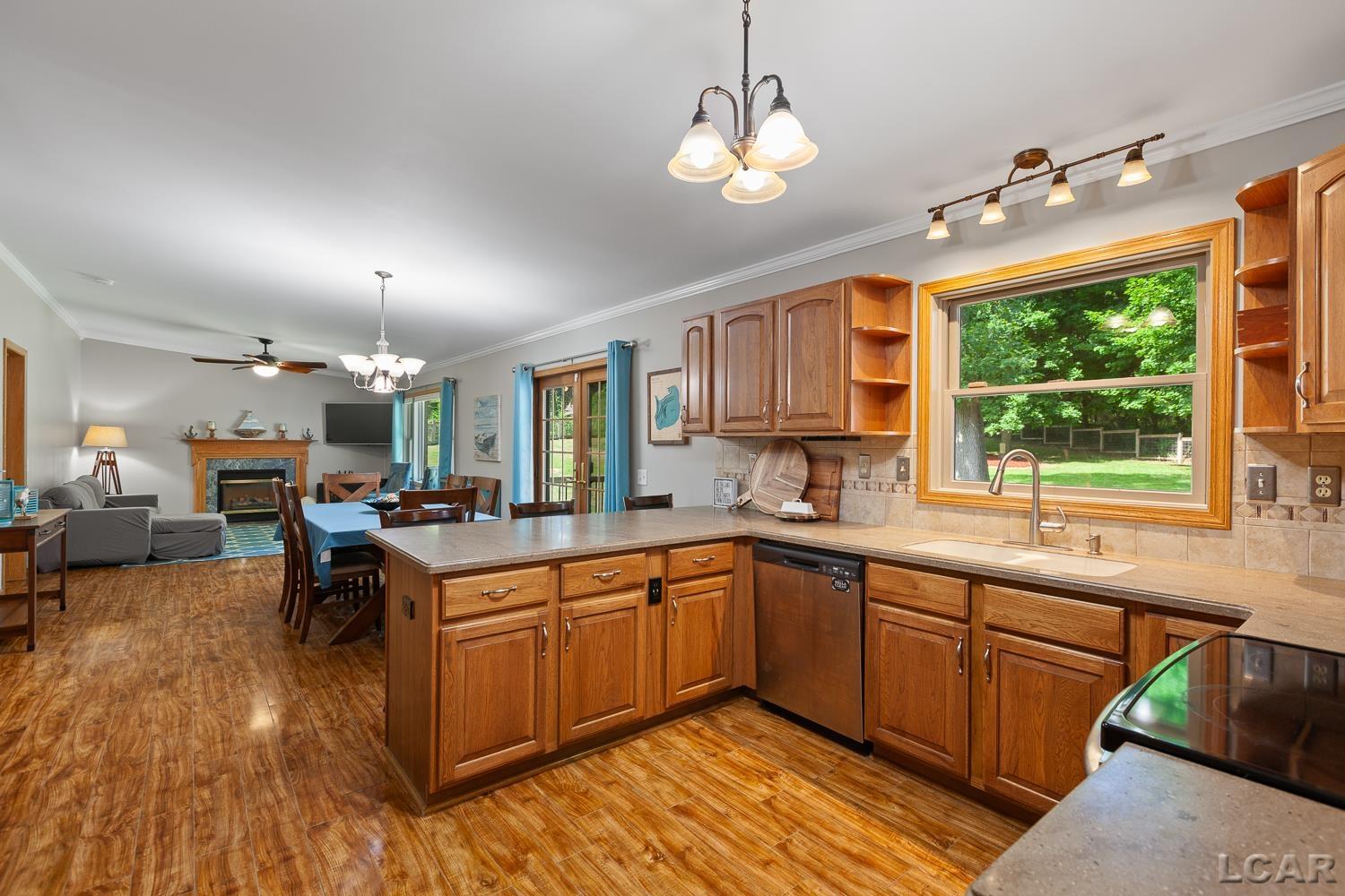 5619 Rays Drive Onsted, MI 49265 - Photo 7 of 67 50213759-bed61fbb-afdb-473b-87f3-c930c62488e6.JPG