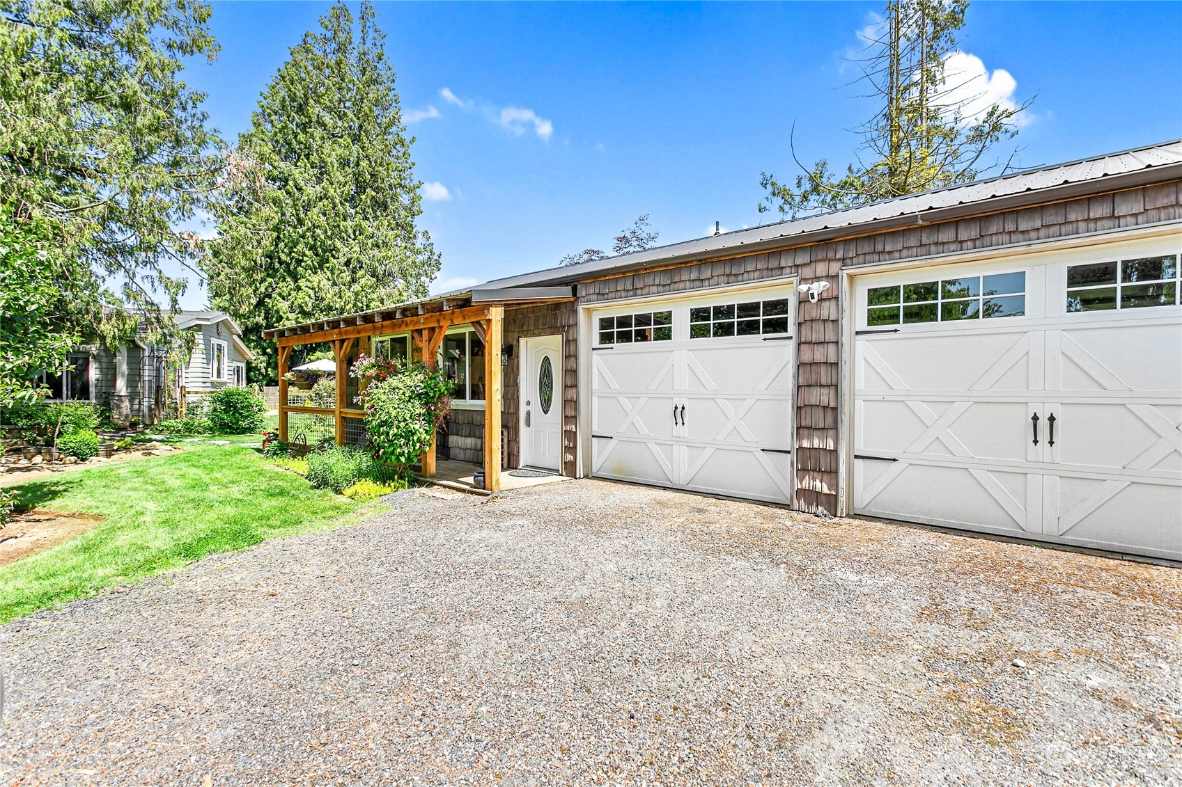 8338 Bob Hall Road Lynden, WA 98264 - Photo 20 of 37 front view of a house with a yard