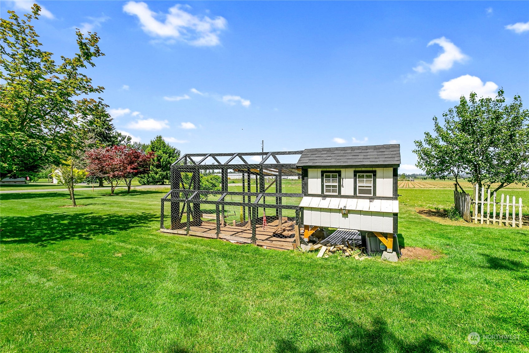 8338 Bob Hall Road Lynden, WA 98264 - Photo 26 of 37 a garden view with a seating space