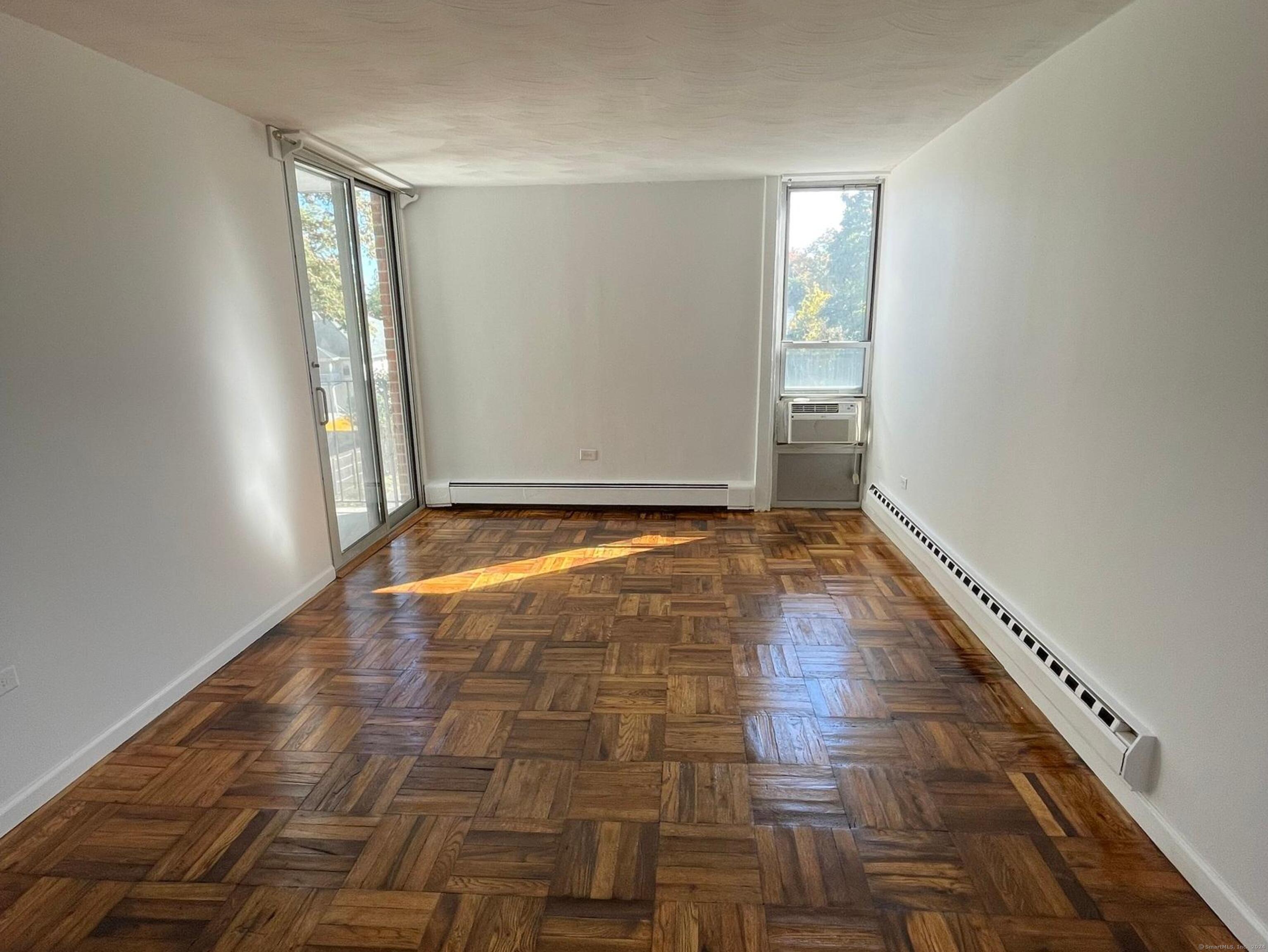 87 Glenbrook Road, Unit 3C Stamford, CT 06902 - Photo 3 of 16