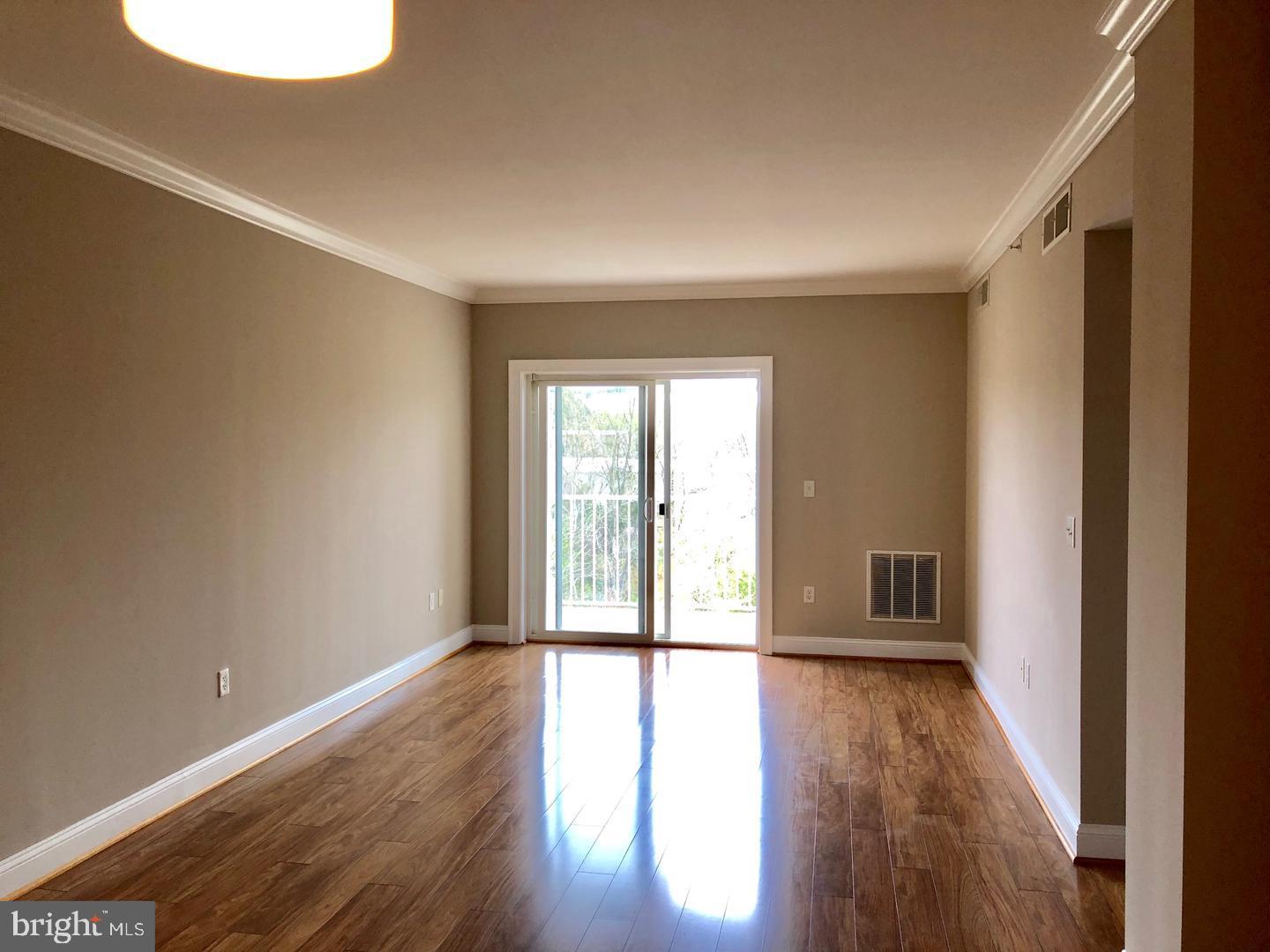 6301 Edsall Road, Unit 311 Alexandria, VA 22312 - Photo 9 of 26
