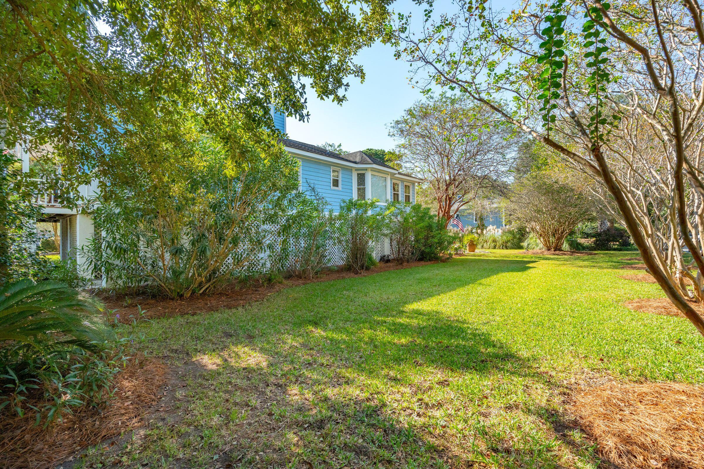 1522 Oak Landing Road Mount Pleasant, SC 29464 - Photo 51 of 64 54_1522OaklandingRd-KeenEyeMarketing-054