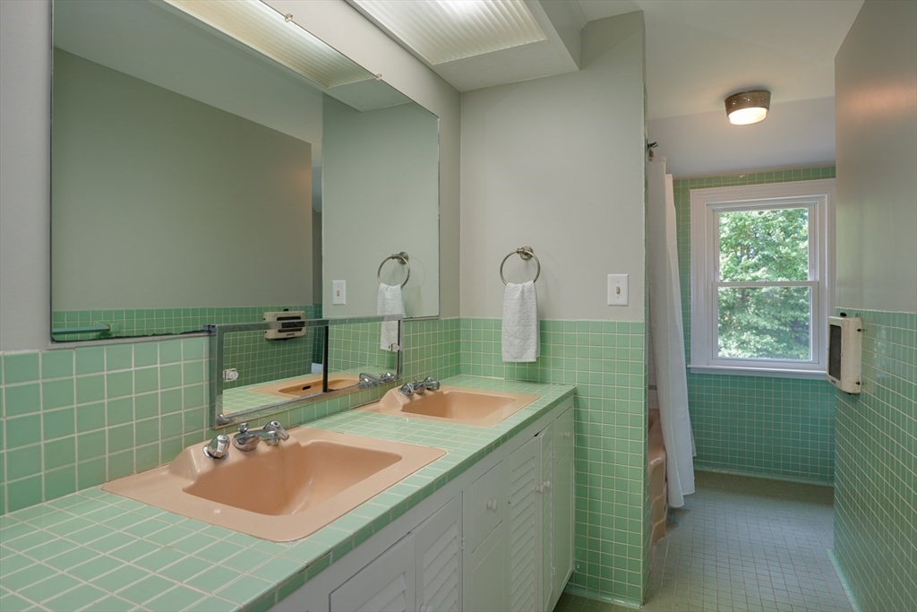 68 Old Harvard Road Bolton, MA 01740 - Photo 15 of 39 Gallery Image 15