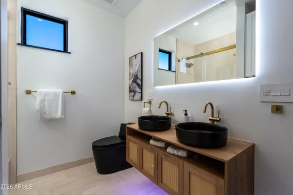 $2,300,000 | 3401 North 83rd Street, Scottsdale, AZ 85251