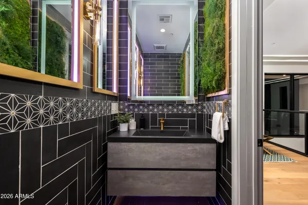 $2,300,000 | 3401 North 83rd Street, Scottsdale, AZ 85251