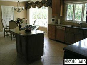 4832 Sentinel Post Road Charlotte, NC 28226 - Photo 6 of 8 Gallery Image 6