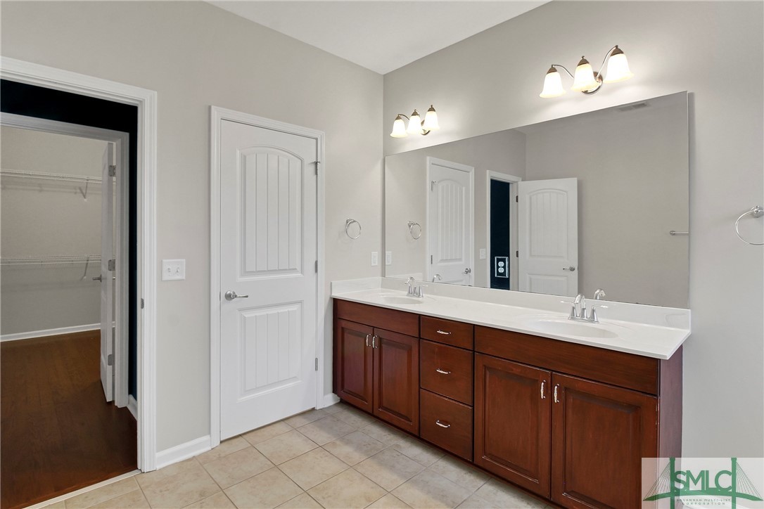 213 Sawgrass Drive Savannah, GA 31405 - Photo 22 of 50 Primary Bathroom