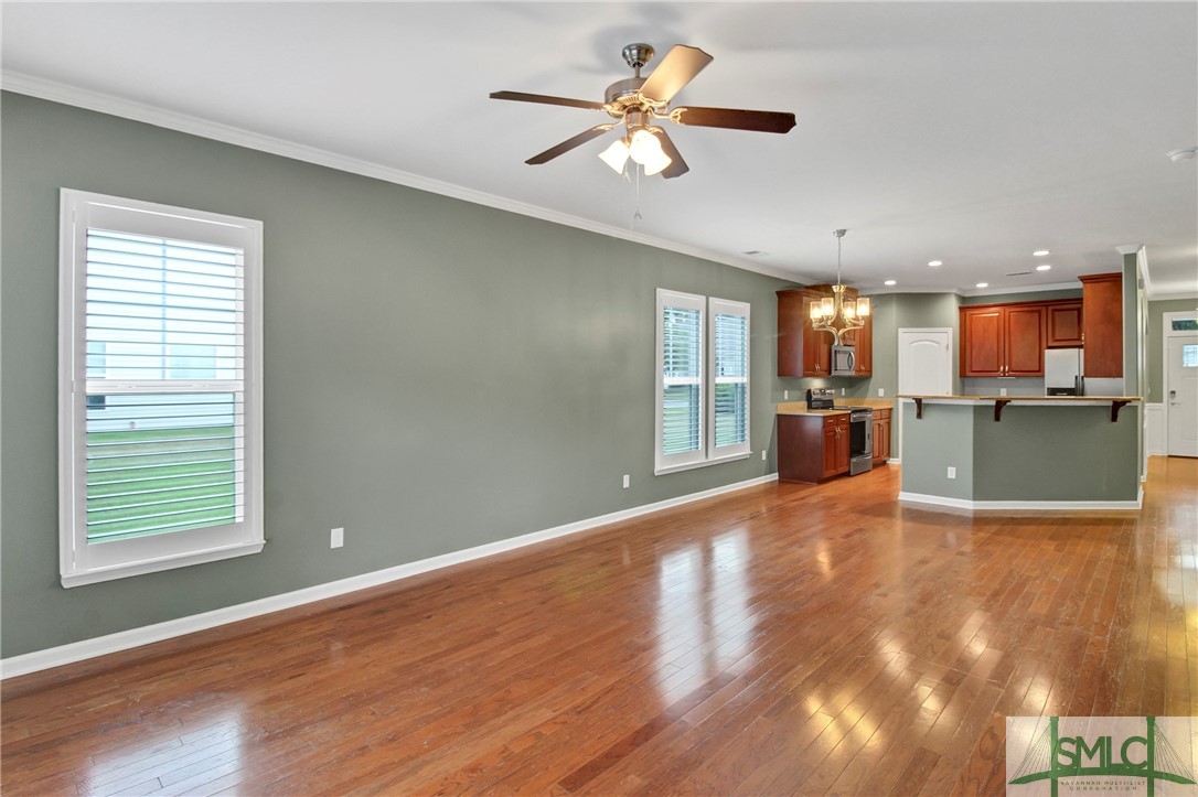 213 Sawgrass Drive Savannah, GA 31405 - Photo 3 of 50 Living Room